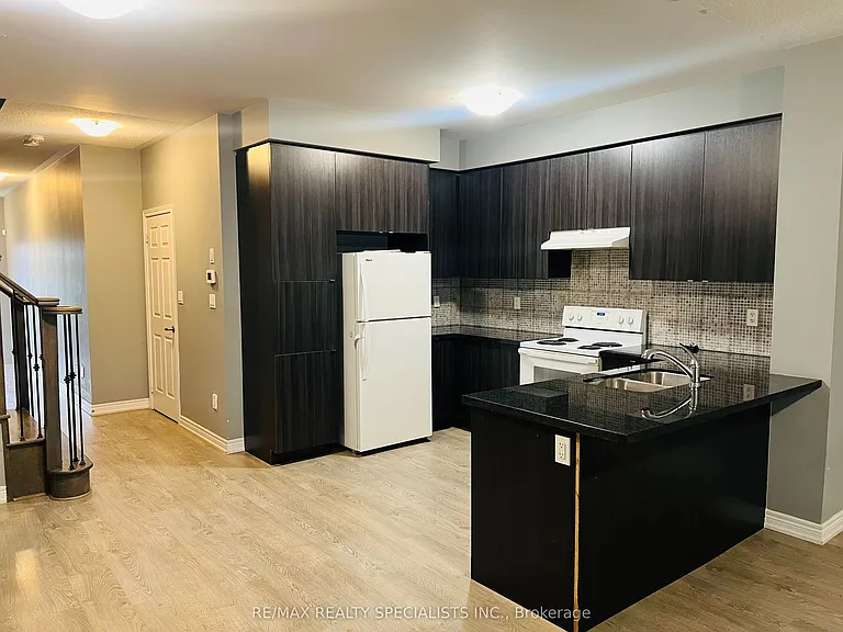 49 Doris Pawley Cres — Photo 8