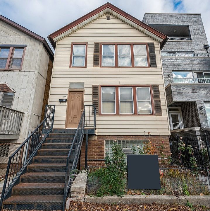 1st image of 1416 W Grand Ave