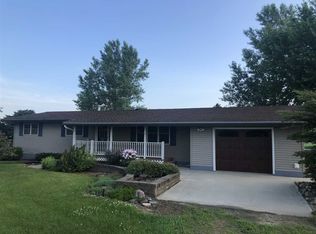 24416 300th St, Waucoma, IA 52171