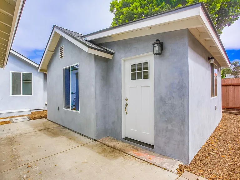 3266 Eureka Pl — Photo 1