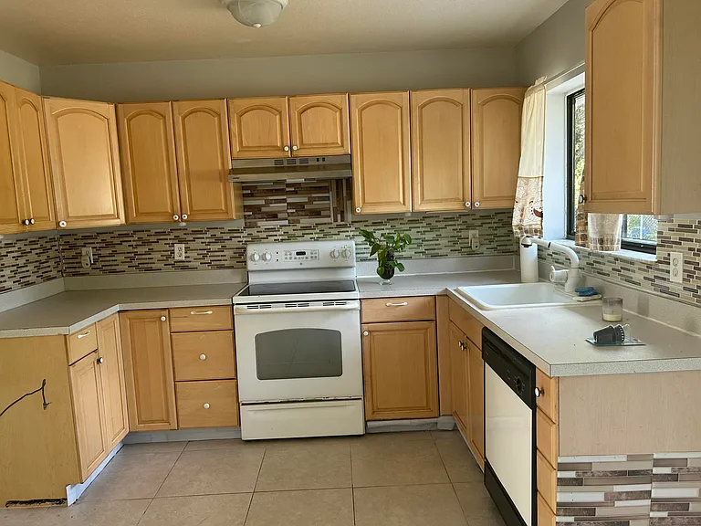 2289 SE Seamist St — Photo 6