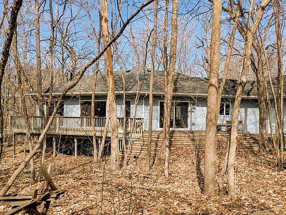 5th image of 2420 Lachman Ave NE