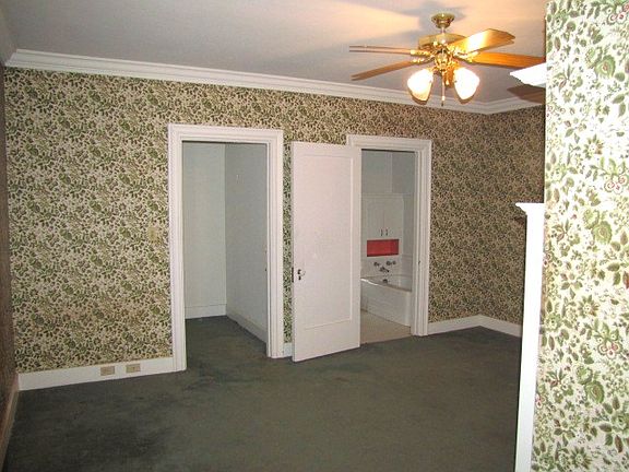 3rd image of 3616 Stonewall St