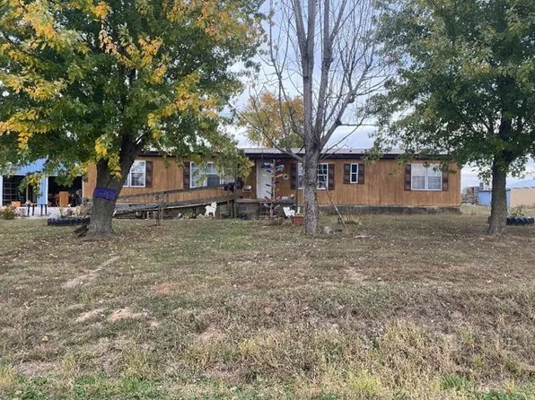 1940 W School Rd, Sacramento, KY 42372