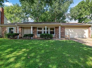 405 Bull Run Rd, Belleville, IL 62221