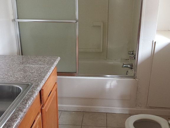 2nd image of 147 W Park St
