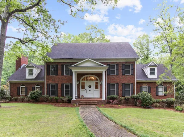 2701 Stoneybrook Cir, Pell City, AL 35128