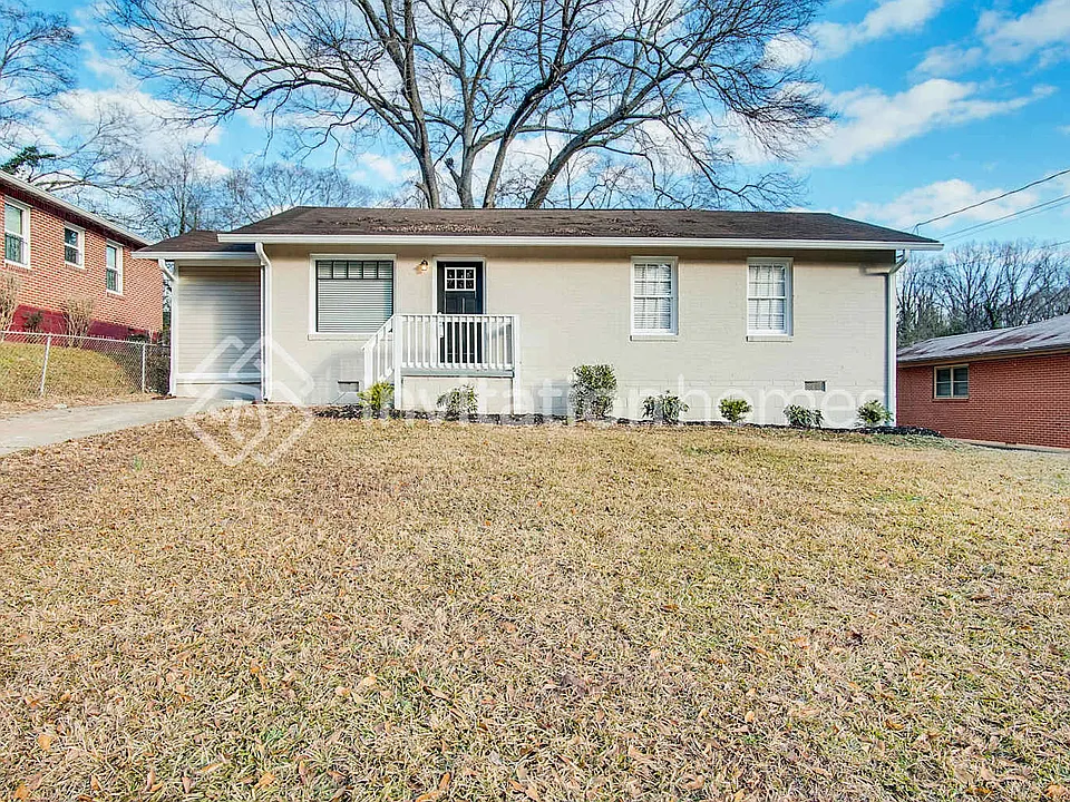 70 Macon Pl SE