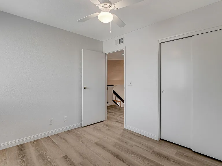 76 Megan Dr — Photo 18