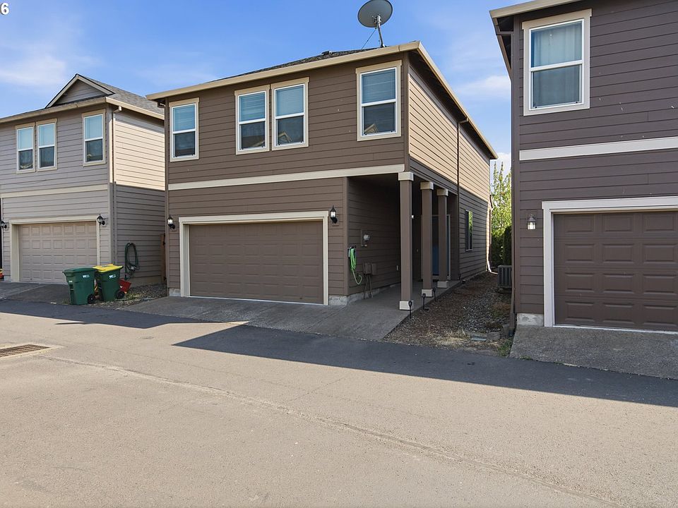 1st image of 2967 25th Ave