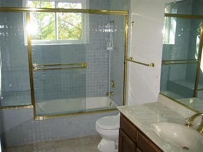 5th image of 6460 Longridge Ct