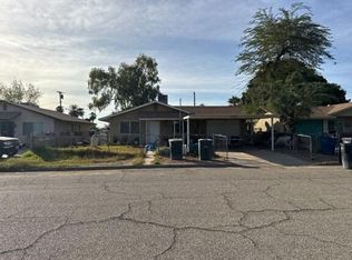 433 N D St, Westmorland, CA 92281