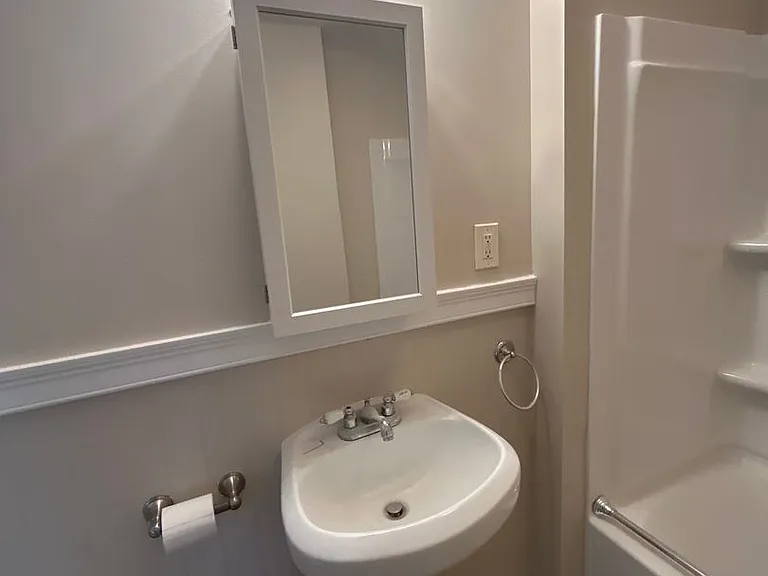 21 Lincoln Street — Photo 12