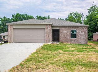 521 E Mississippi Dr, Beebe, AR 72012