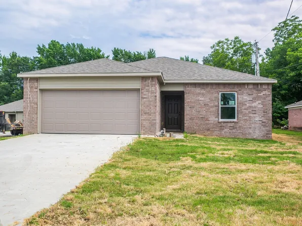 521 E Mississippi Dr, Beebe, AR 72012