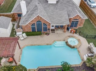 7303 Summit Ln, Sachse, TX 75048