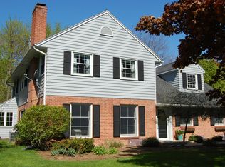 5118 Park Pl, Racine, WI 53402