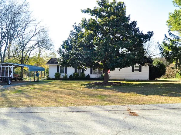 103 Ridgemont Ct, Greenwood, SC 29649