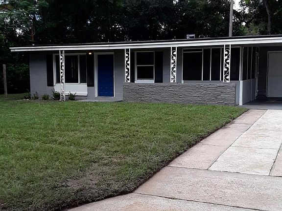2nd image of 919 Baywood St