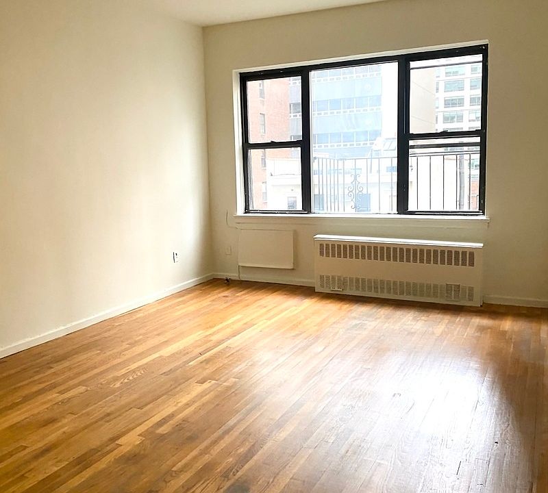1st image of 301 E 49th St APT 7D