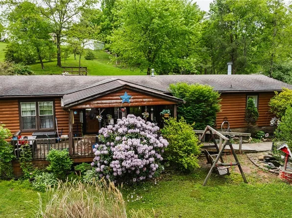 160 Meldahl Pl, Washington, WV 26181