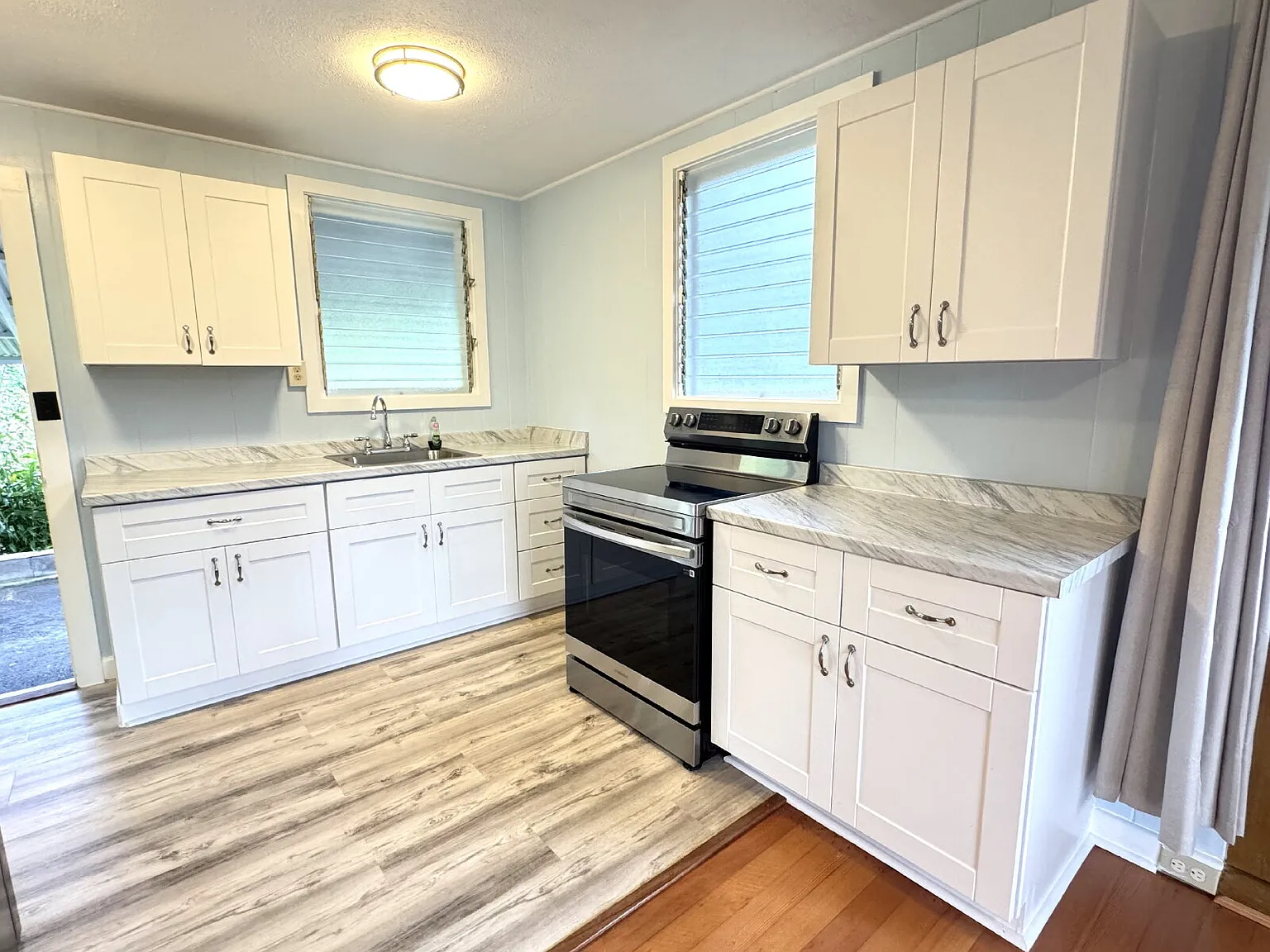 2 bed, 1.0 bath, 600 sqft, $1,800 — Photo 3
