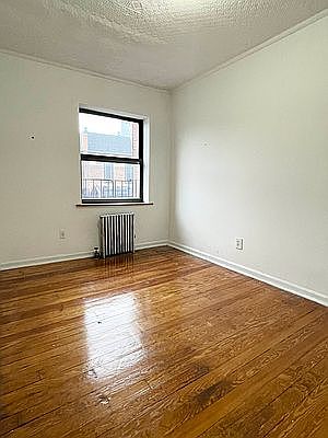 4th image of 108 W Houston St APT 8