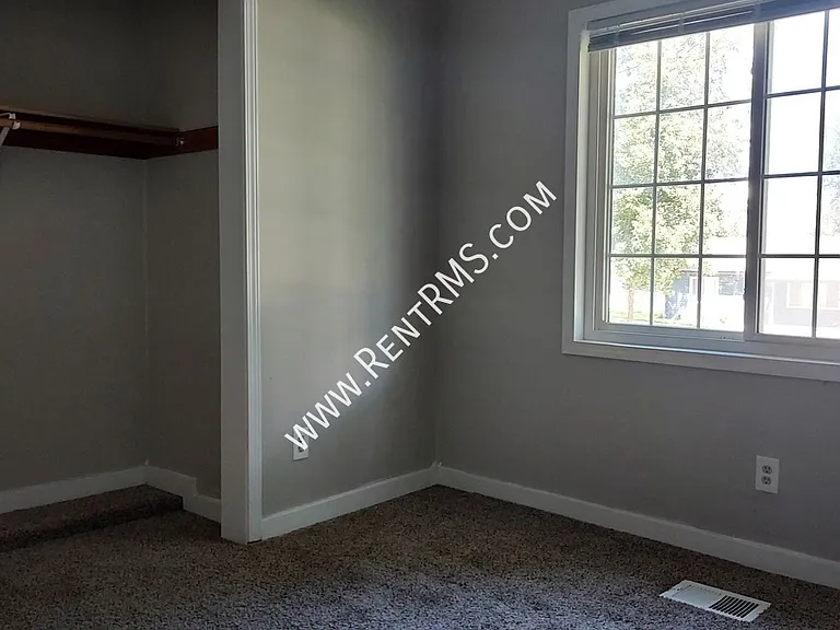 3379 SW Kirklawn Ave — Photo 15
