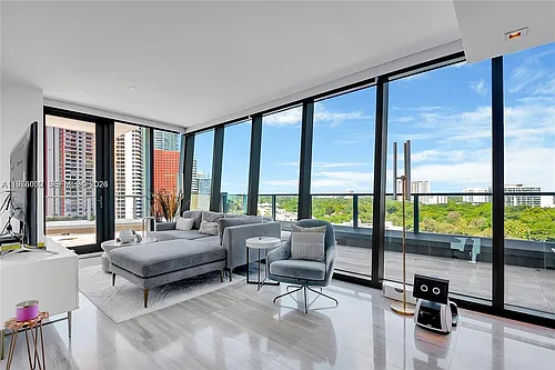 1451 Brickell Ave #904 Photo 1