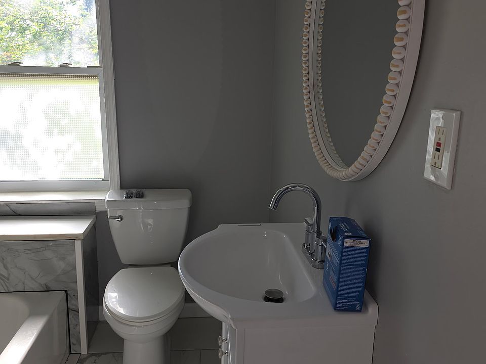 1st image of 11 Victor Ave