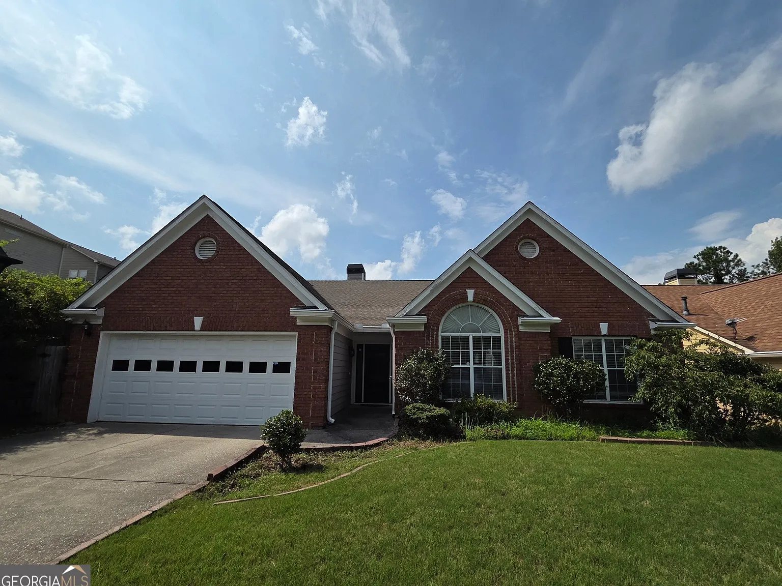 3 bed, 2.0 bath, $2,450 — Photo 1