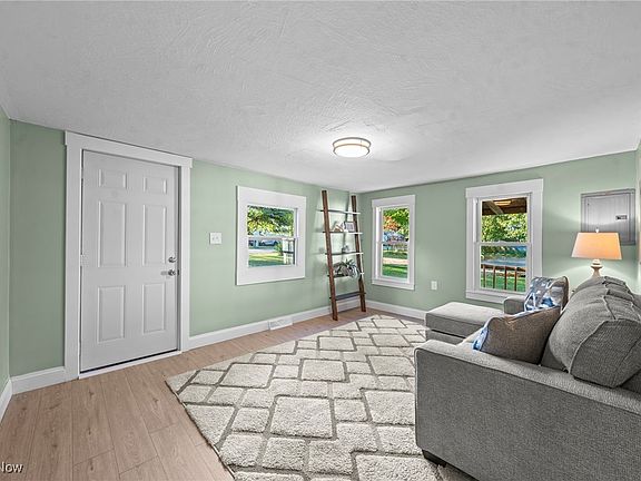 2nd image of 963 Milo White Dr