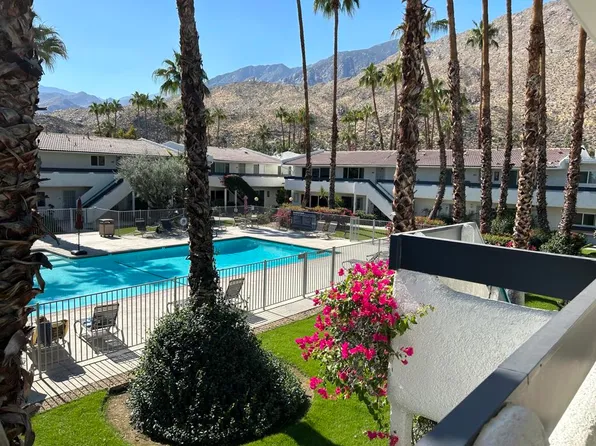 1900 S Palm Canyon Dr, Palm Springs, CA