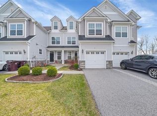 6 Kless Ct, Middletown, NY 10940