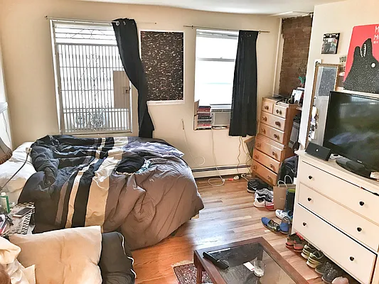 Rented by Jack B Shapiro | media 19