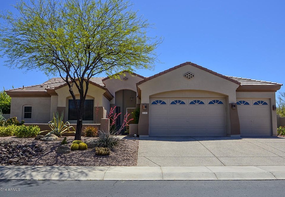 1st image of 5501 E CALLE DE LAS ESTRELLAS --