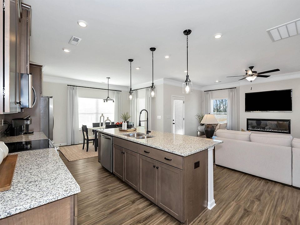 1009 Pinnacle Pkwy, Leeds, AL 35094 | Zillow