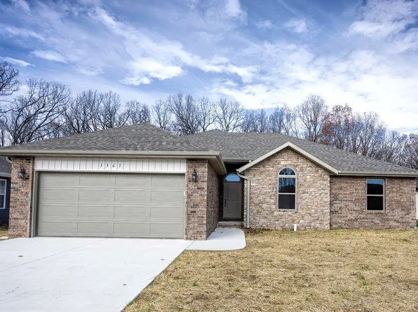 1361 Wallis Avenue, Marshfield, MO 65706