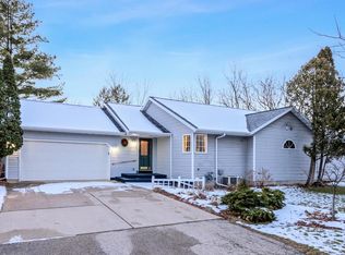 1039 Saddle Rdg, Portage, WI 53901