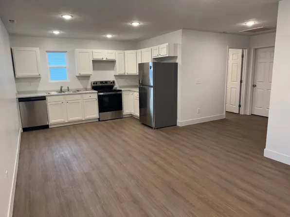 2033 28th St #2033, Bedford, IN 47421