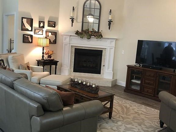 2nd image of 5808 Sword Fern Way