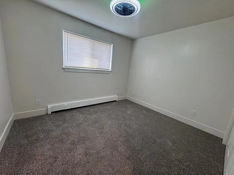 210 W 1100 N — Photo 11