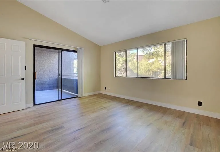 5062 S Rainbow Blvd #203 — Photo 7