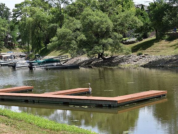 5th image of 8049 River Bay Dr W