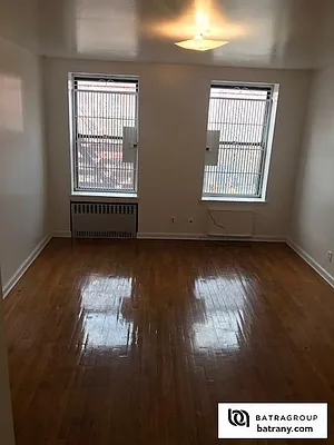 Rented by Batra Group Inc | media 8