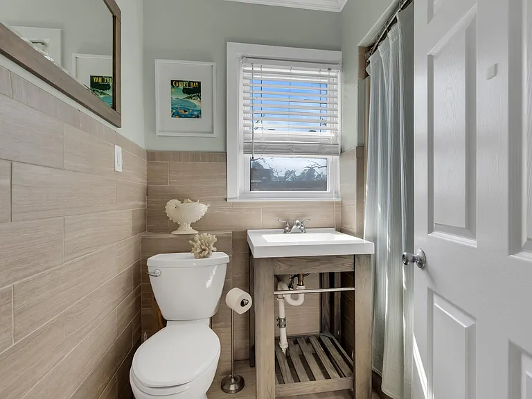 308 Hume St — Photo 11