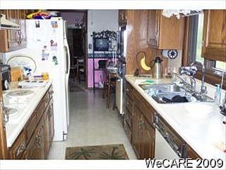 3rd image of 520 Sunnymeade Ln
