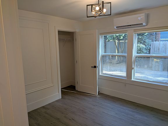 5th image of 1614 18th St APT A