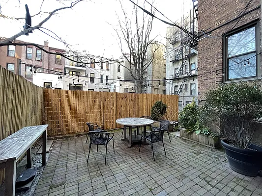 Sold by Douglas Elliman | media 10