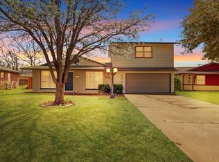 2740 Rosewood Dr, Mesquite, TX 75150